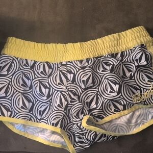 💛Volcom Black and Yellow Patterned Women's Pajama Shorts